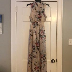 LAST CALL- Floral maxi dress